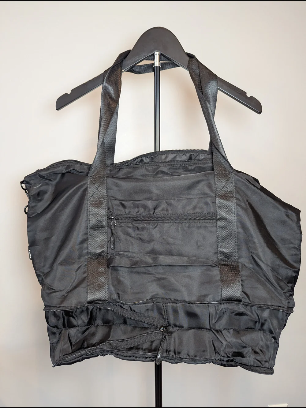 NWT Foldie Original Black Expandable, Foldable Travel Duffel Bag SPACIOUS